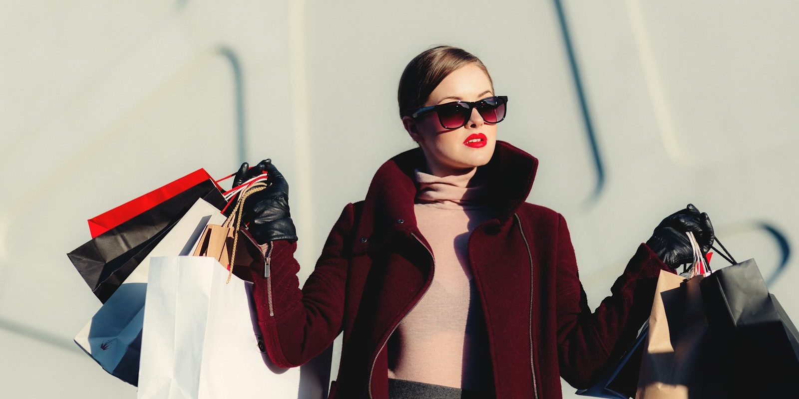 Fashion retail scene, hero image